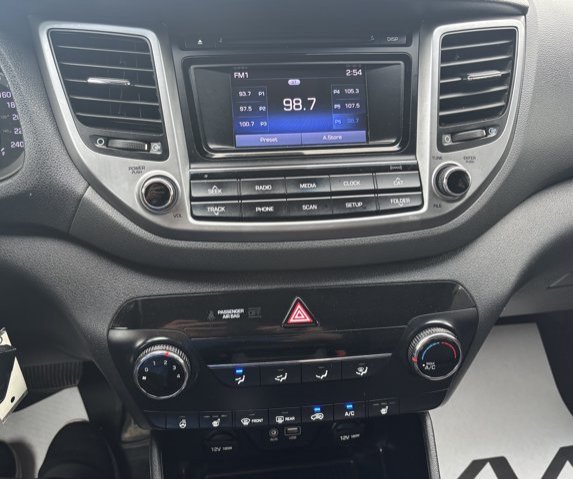 2017 Hyundai Tucson Premium in Gander, Newfoundland and Labrador - 15 - w1024h768px