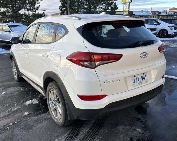 2018 Hyundai Tucson Premium in Gander, Newfoundland and Labrador - 8 - w1024h768px