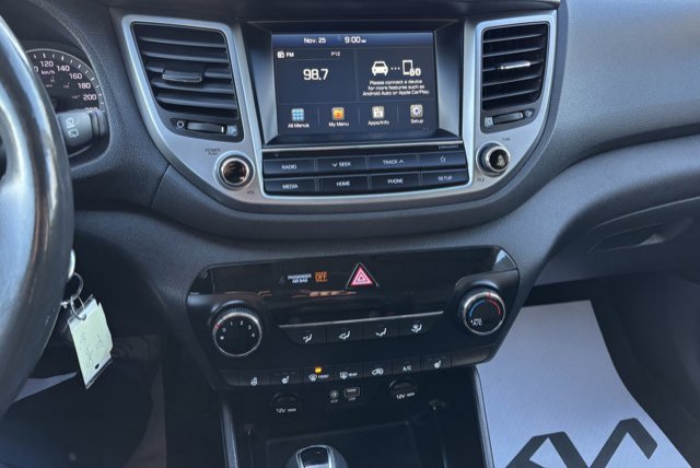 2018 Hyundai Tucson Premium in Gander, Newfoundland and Labrador - 13 - w1024h768px