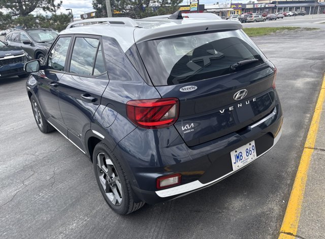 2020 Hyundai Venue Trend w/Urban Pkg/Denim Interior in Gander, Newfoundland and Labrador - 8 - w1024h768px