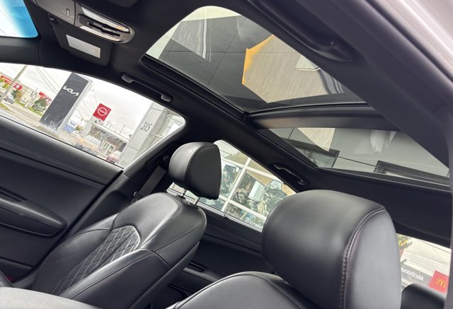 2019 Kia Optima SXL Turbo in Gander, Newfoundland and Labrador - 14 - w1024h768px