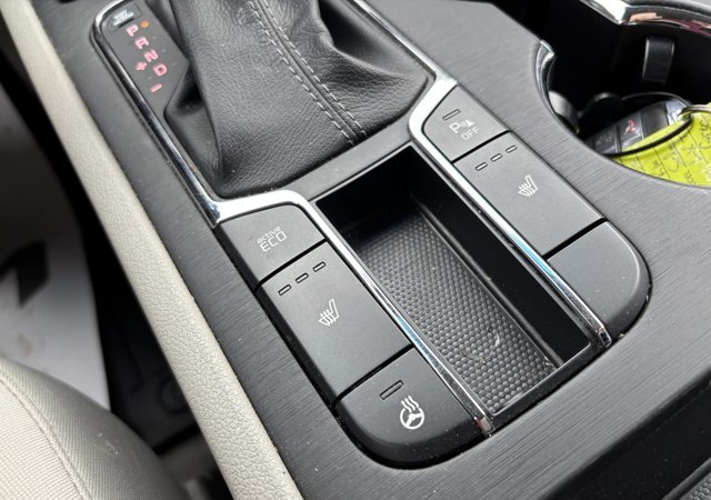 2020 Kia Sedona LX+ in Gander, Newfoundland and Labrador - 18 - w1024h768px