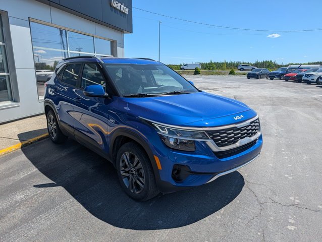 2022 Kia Seltos LX in Gander, Newfoundland and Labrador - 3 - w1024h768px