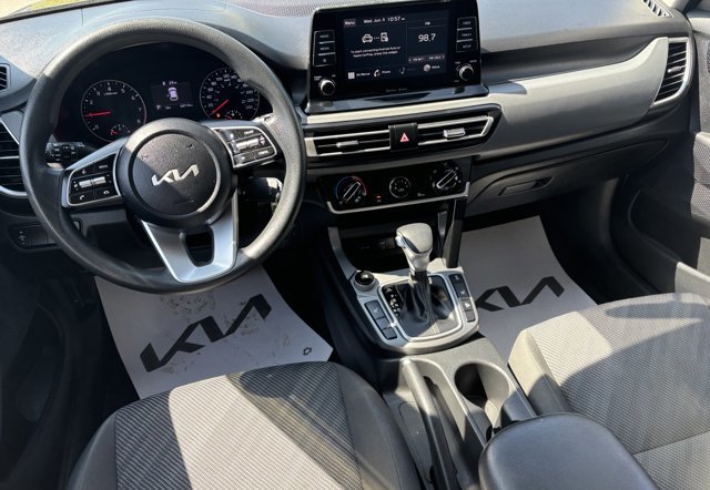 2023 Kia Seltos LX in Gander, Newfoundland and Labrador - 10 - w1024h768px