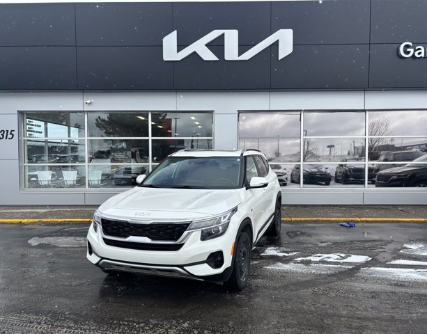 2023 Kia Seltos EX in Gander, Newfoundland and Labrador - 1 - w1024h768px