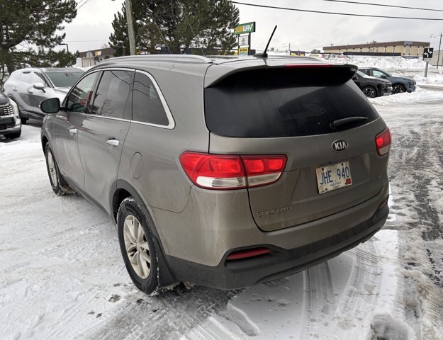 2018 Kia Sorento LX in Gander, Newfoundland and Labrador - 6 - w1024h768px