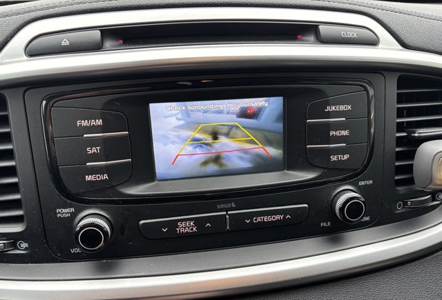 2018 Kia Sorento LX in Gander, Newfoundland and Labrador - 17 - w1024h768px