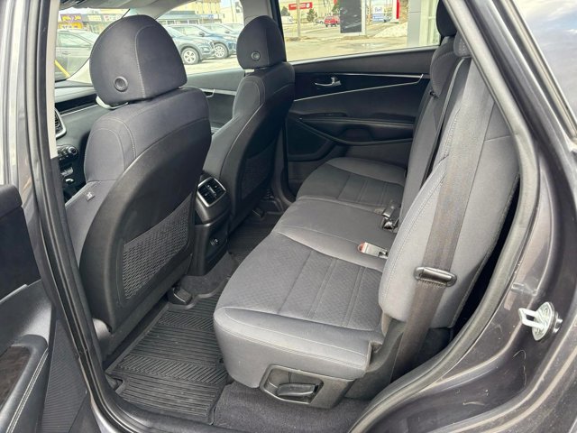2019 Kia Sorento LX in Gander, Newfoundland and Labrador - 7 - w1024h768px