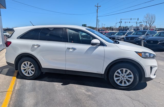 2020 Kia Sorento LX in Gander, Newfoundland and Labrador - 4 - w1024h768px