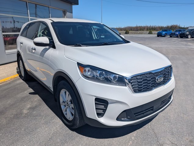 2020 Kia Sorento LX in Gander, Newfoundland and Labrador - 3 - w1024h768px