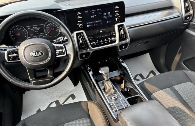 2021 Kia Sorento LX Premium in Gander, Newfoundland and Labrador - 10 - w1024h768px