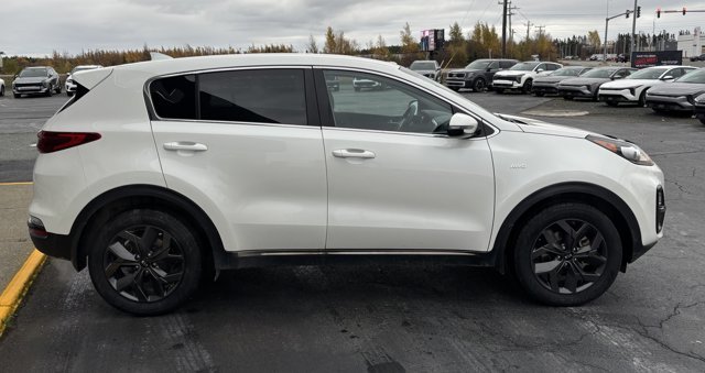 2021 Kia Sportage LX in Gander, Newfoundland and Labrador - 5 - w1024h768px