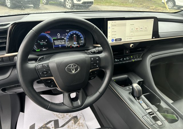 2023 Toyota CROWN Platinum in Gander, Newfoundland and Labrador - 9 - w1024h768px