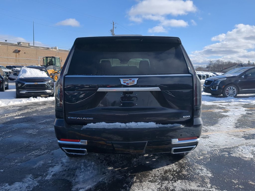 2025 Cadillac Escalade ESV Premium Luxury in Dartmouth, Nova Scotia - 7 - w1024h768px