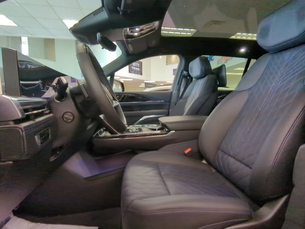 2025 Cadillac Escalade IQ Sport 1 in Dartmouth, Nova Scotia - 11 - w1024h768px
