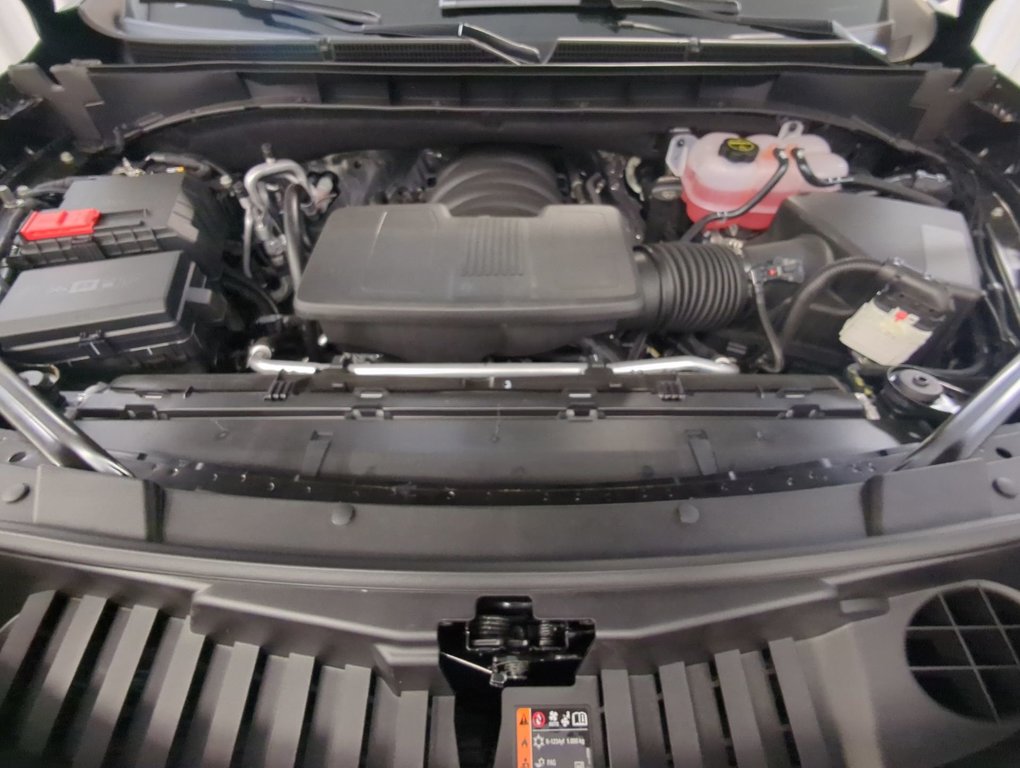 2025 Cadillac Escalade 4WD Sport Platinum in Dartmouth, Nova Scotia - 27 - w1024h768px