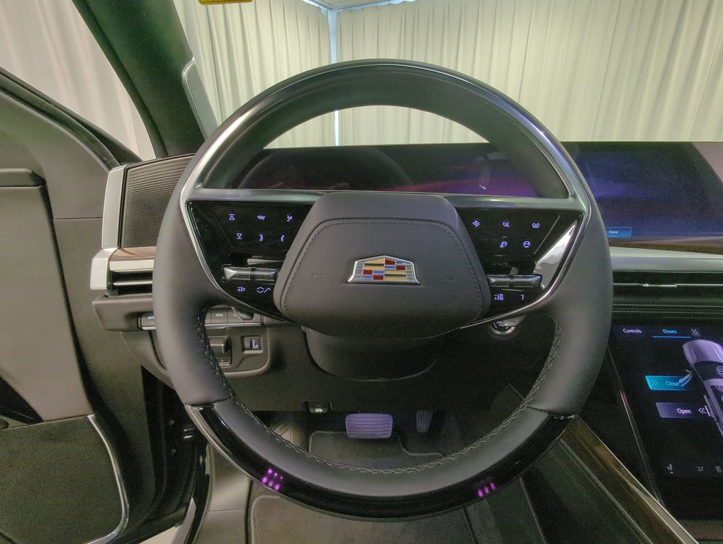 2025 Cadillac Escalade 4WD Sport Platinum in Dartmouth, Nova Scotia - 14 - w1024h768px