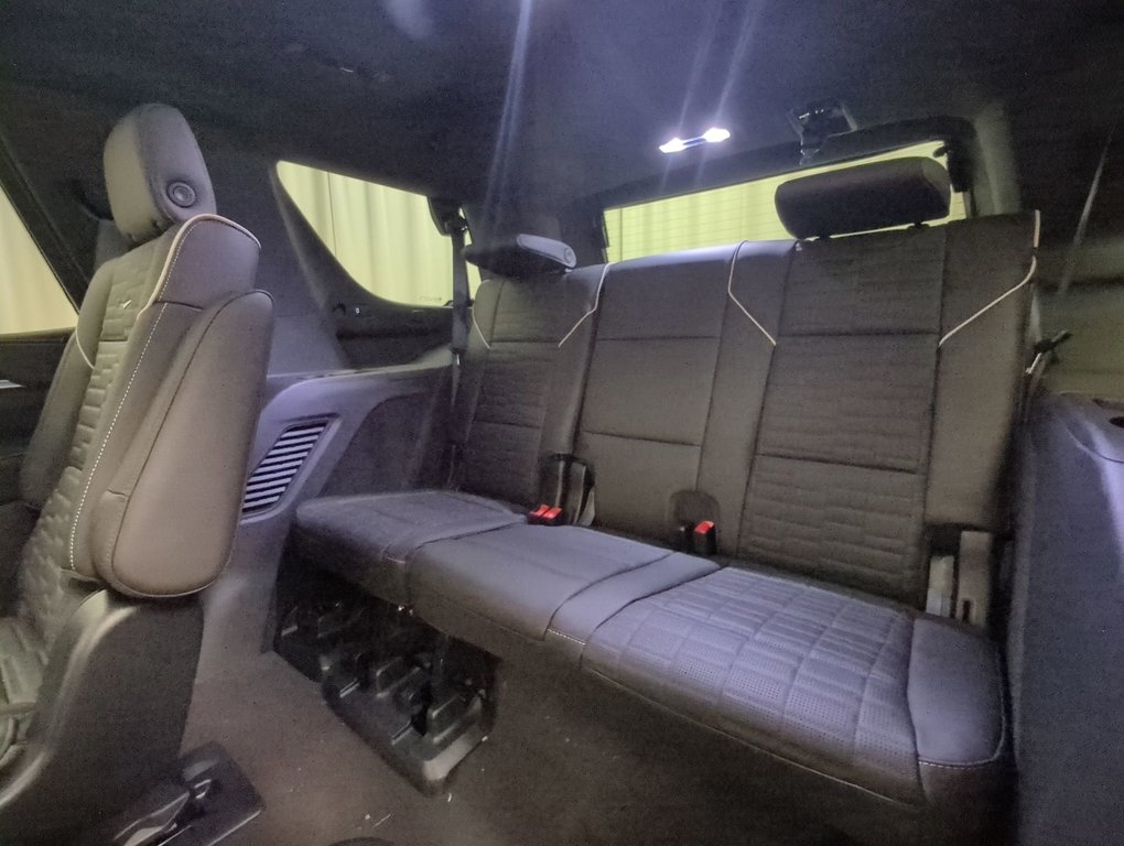 2025 Cadillac Escalade 4WD Sport Platinum in Dartmouth, Nova Scotia - 24 - w1024h768px