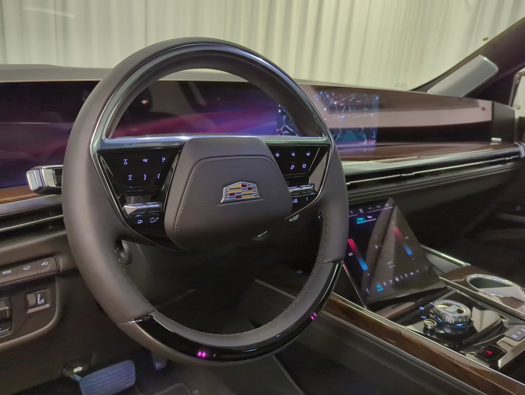 2025 Cadillac Escalade 4WD Sport Platinum in Dartmouth, Nova Scotia - 20 - w1024h768px