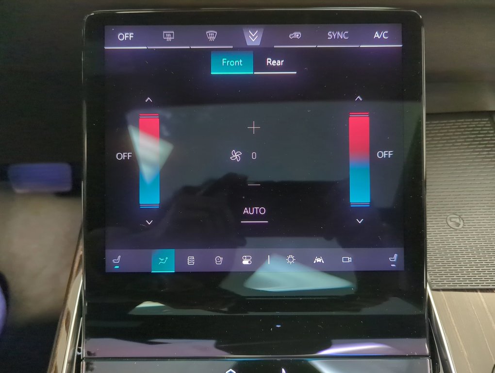 2025 Cadillac Escalade 4WD Premium Luxury in Dartmouth, Nova Scotia - 19 - w1024h768px