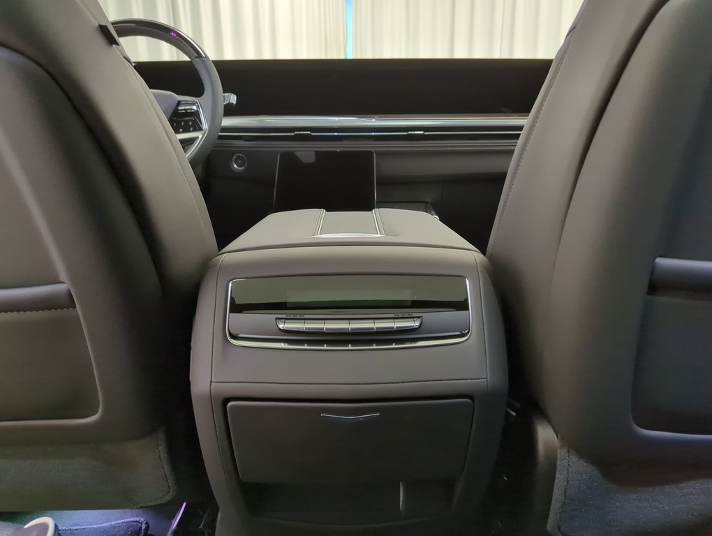 2025 Cadillac Escalade 4WD Premium Luxury in Dartmouth, Nova Scotia - 21 - w1024h768px