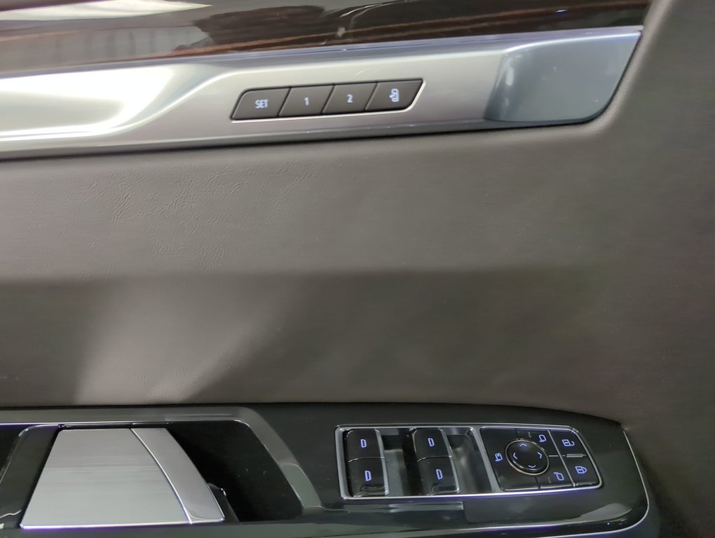 2025 Cadillac Escalade 4WD Premium Luxury in Dartmouth, Nova Scotia - 13 - w1024h768px