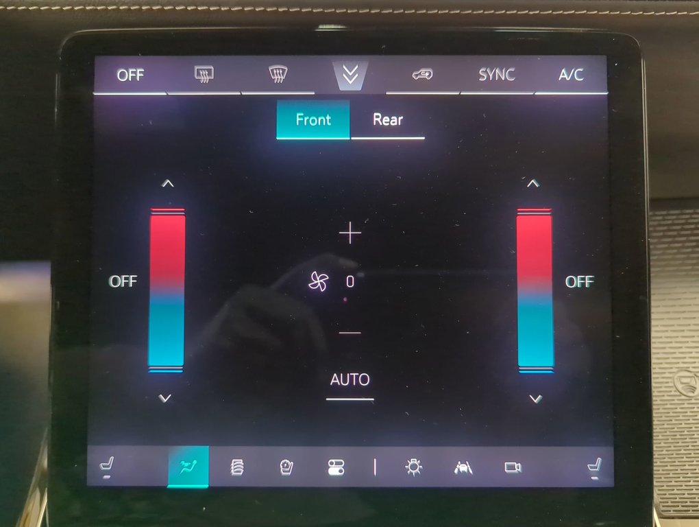 2025 Cadillac Escalade 4WD Premium Luxury in Dartmouth, Nova Scotia - 18 - w1024h768px