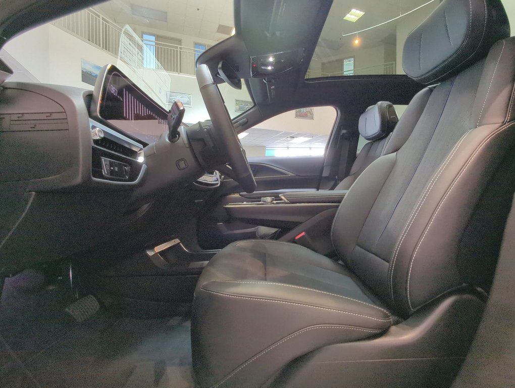 2026 Cadillac LYRIQ Luxury in Dartmouth, Nova Scotia - 11 - w1024h768px