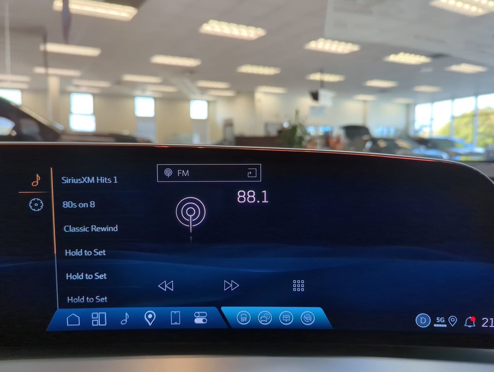 2026 Cadillac LYRIQ Luxury in Dartmouth, Nova Scotia - 16 - w1024h768px