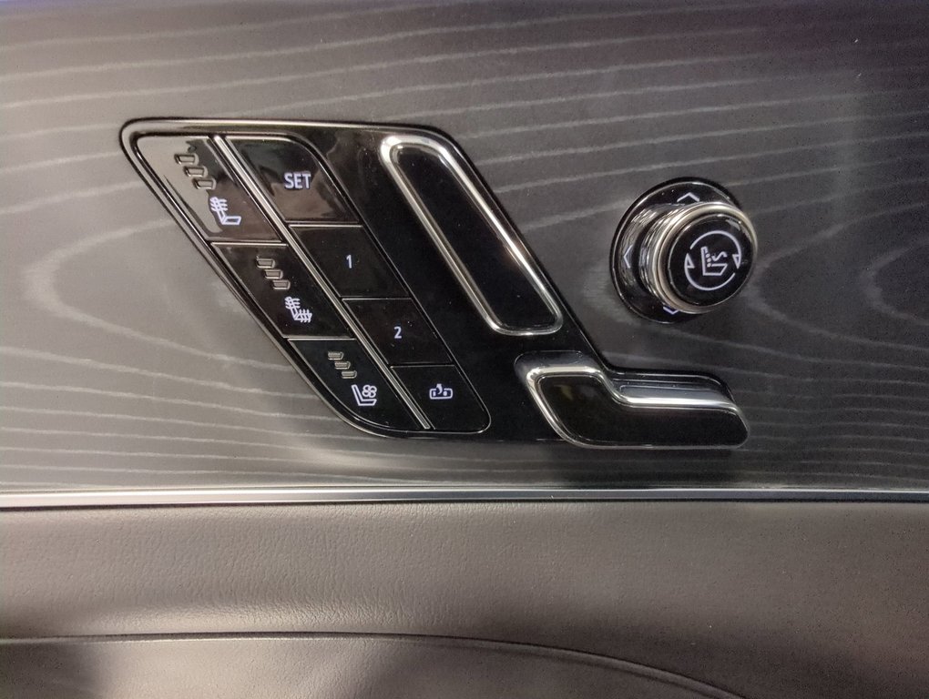 2026 Cadillac LYRIQ Premium Sport in Dartmouth, Nova Scotia - 12 - w1024h768px