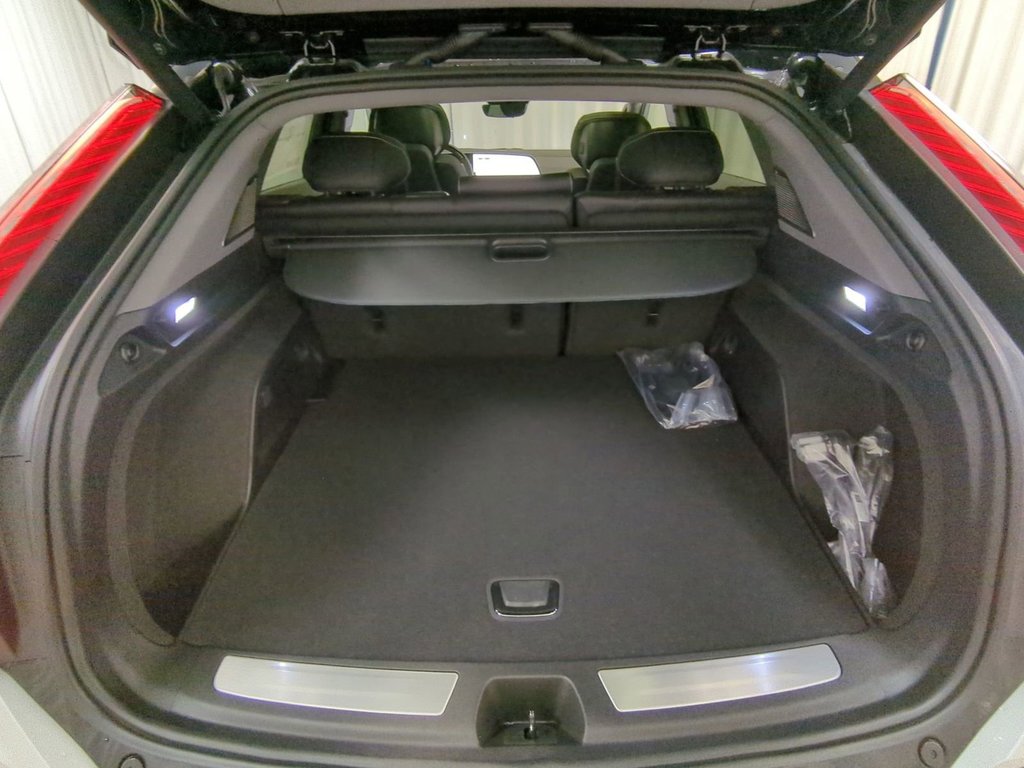2025 Cadillac OPTIQ Sport 2 in Dartmouth, Nova Scotia - 24 - w1024h768px