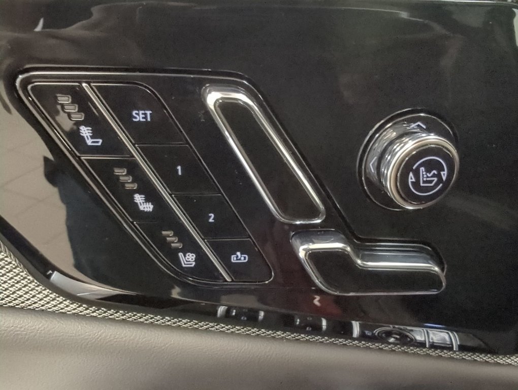 2025 Cadillac OPTIQ Luxury 2 in Dartmouth, Nova Scotia - 12 - w1024h768px