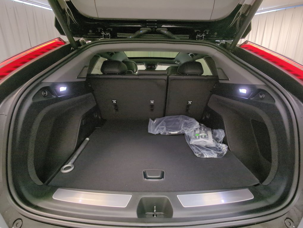 2025 Cadillac OPTIQ Luxury in Dartmouth, Nova Scotia - 24 - w1024h768px