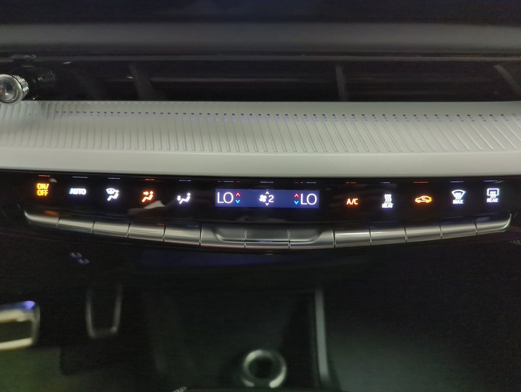 2025 Cadillac OPTIQ Luxury in Dartmouth, Nova Scotia - 19 - w1024h768px