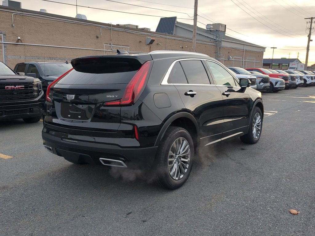 2025 Cadillac XT4 Premium Luxury in Dartmouth, Nova Scotia - 8 - w1024h768px