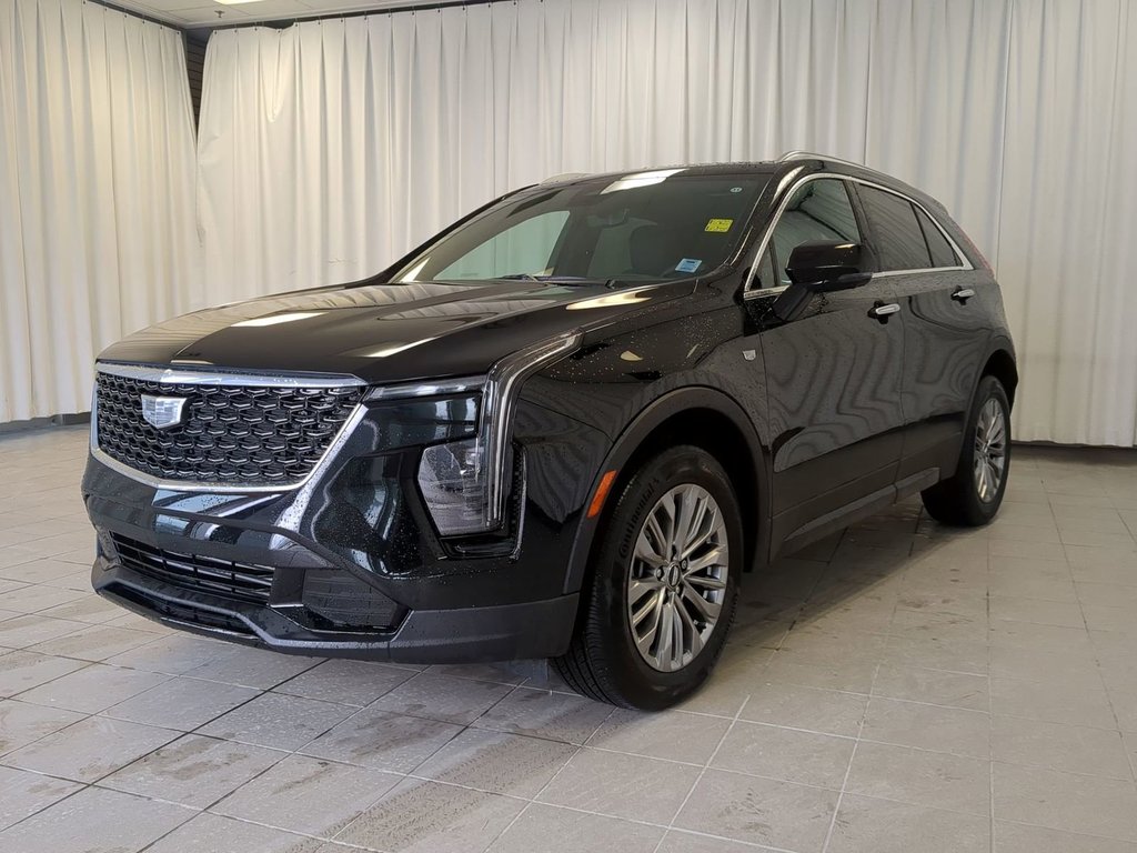 2025 Cadillac XT4 Premium Luxury in Dartmouth, Nova Scotia - 4 - w1024h768px