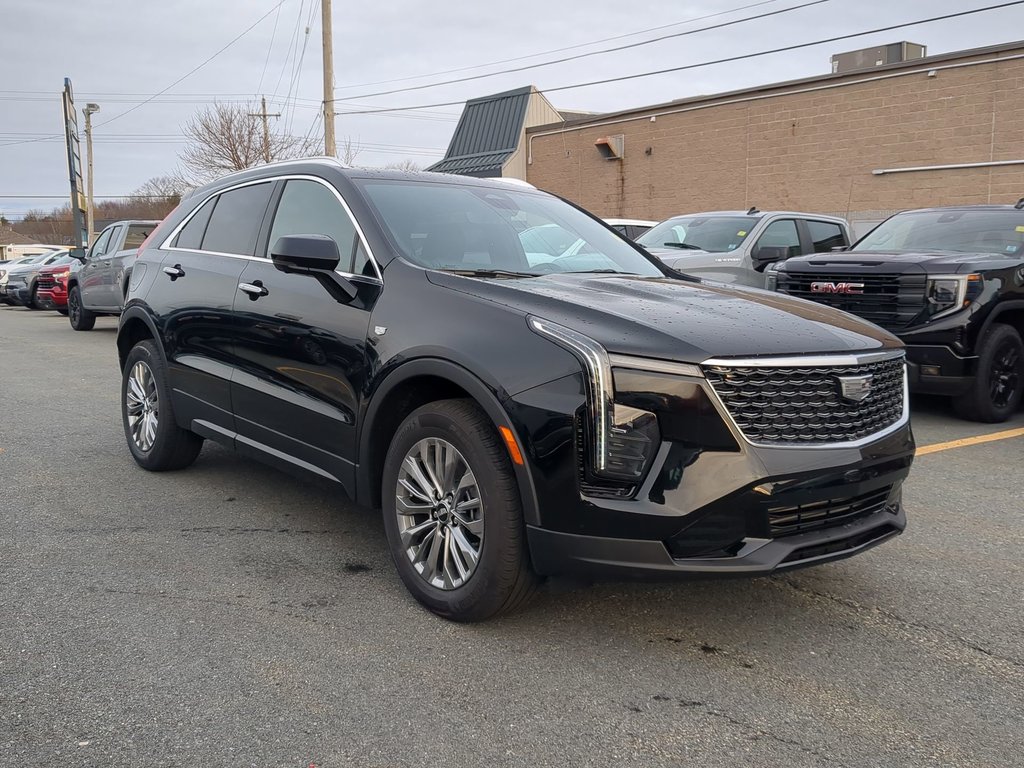 2025 Cadillac XT4 Premium Luxury in Dartmouth, Nova Scotia - 2 - w1024h768px