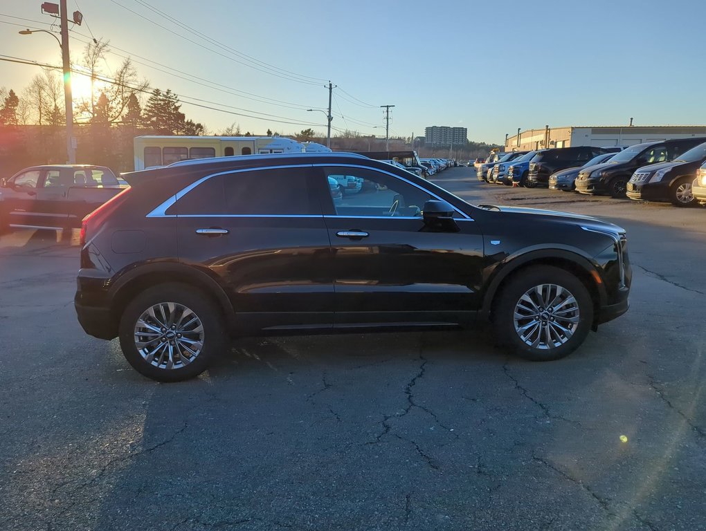 2025 Cadillac XT4 Premium Luxury in Dartmouth, Nova Scotia - 9 - w1024h768px