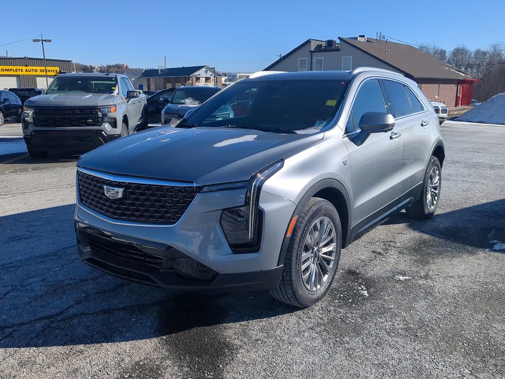 2025 Cadillac XT4 Premium Luxury in Dartmouth, Nova Scotia - 4 - w1024h768px