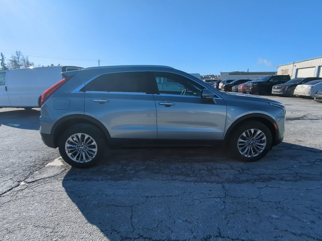 2025 Cadillac XT4 Premium Luxury in Dartmouth, Nova Scotia - 9 - w1024h768px