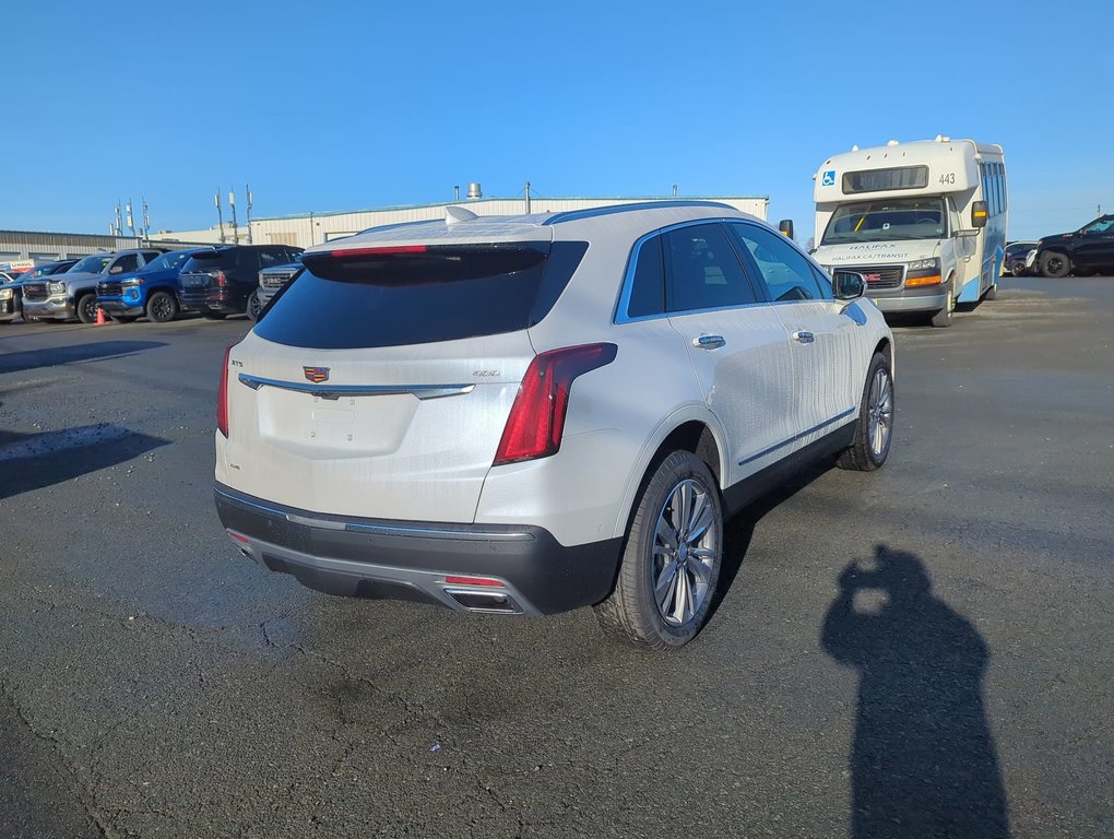 2025 Cadillac XT5 Premium Luxury in Dartmouth, Nova Scotia - 8 - w1024h768px