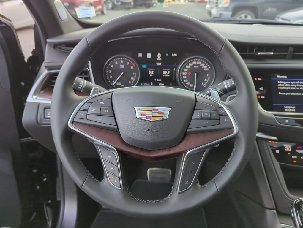 2025 Cadillac XT5 Sport in Dartmouth, Nova Scotia - 14 - w1024h768px