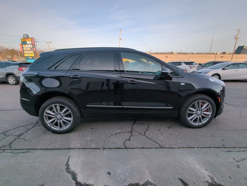 2025 Cadillac XT5 Sport in Dartmouth, Nova Scotia - 9 - w1024h768px