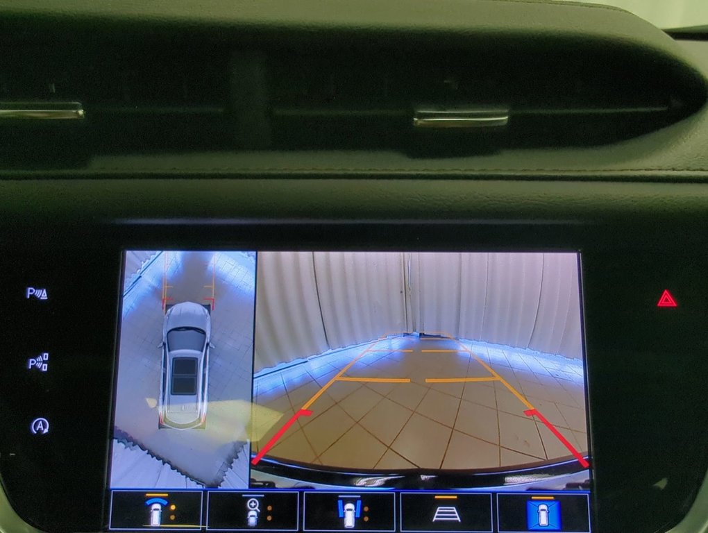 2025 Cadillac XT5 AWD Sport in Dartmouth, Nova Scotia - 17 - w1024h768px