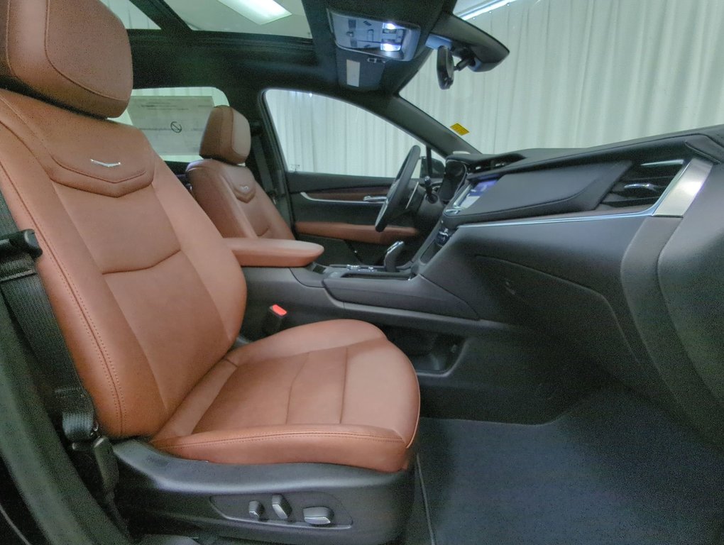 2025 Cadillac XT5 AWD Sport in Dartmouth, Nova Scotia - 25 - w1024h768px
