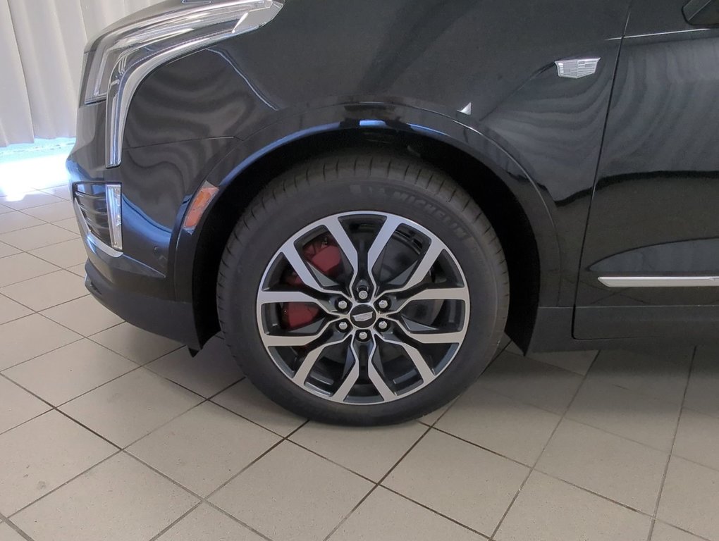 2025 Cadillac XT5 AWD Sport in Dartmouth, Nova Scotia - 10 - w1024h768px