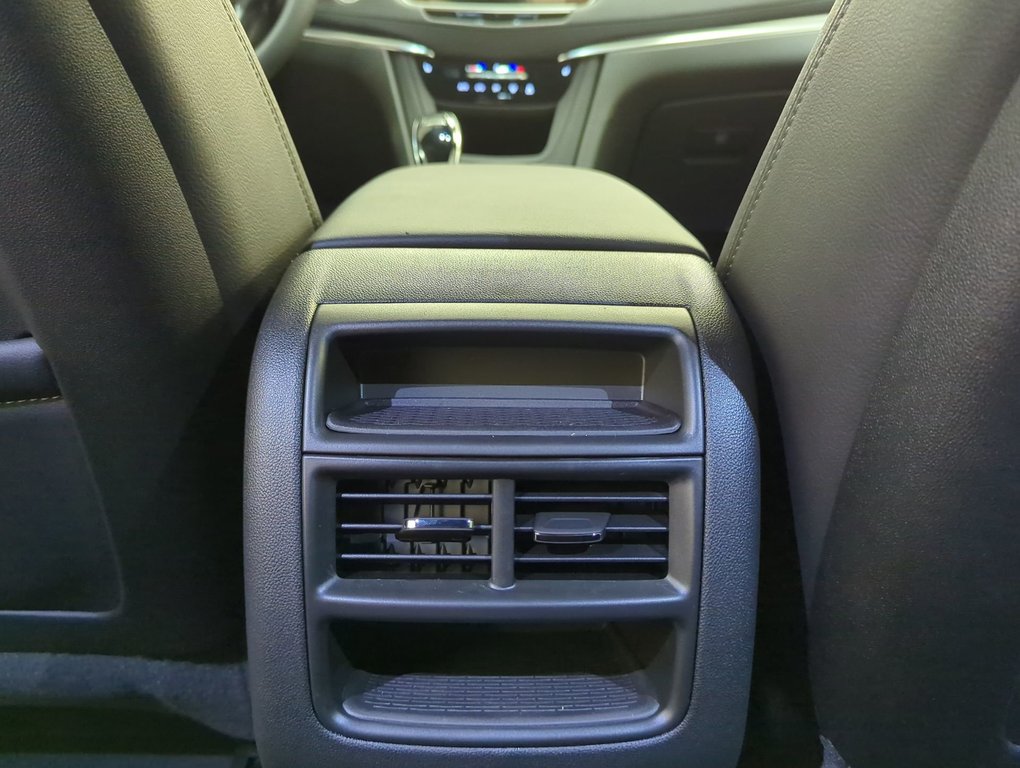 2025 Cadillac XT5 AWD Luxury in Dartmouth, Nova Scotia - 20 - w1024h768px