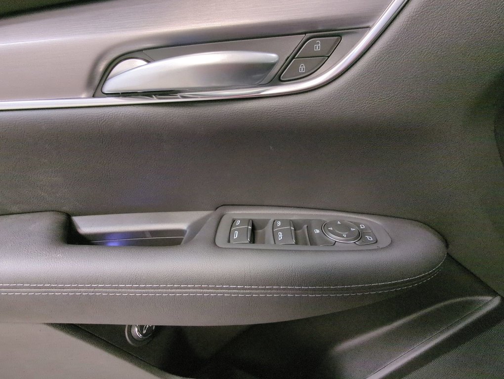 2025 Cadillac XT5 AWD Luxury in Dartmouth, Nova Scotia - 13 - w1024h768px