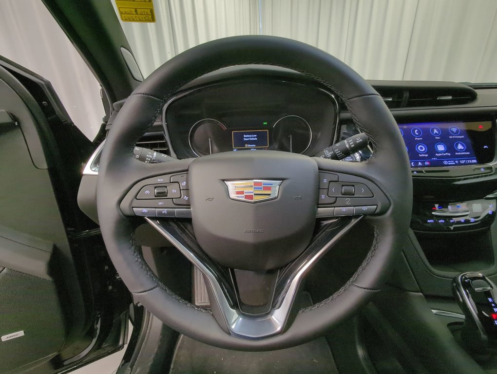 2025 Cadillac XT6 Premium Luxury in Dartmouth, Nova Scotia - 14 - w1024h768px
