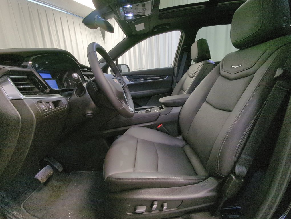 2025 Cadillac XT6 Premium Luxury in Dartmouth, Nova Scotia - 11 - w1024h768px